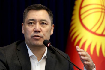 Фотография к новости: Садыр Жапаров обратился к кыргызстанцам