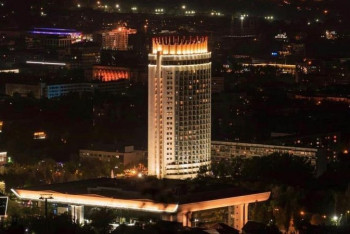 Фотография к новости: Штаб одной из бандитских группировок находился в гостинице "Казахстан" - Токаев