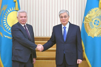 Фотография к новости: Токаев призвал главу "Лукойла" привлекать казахстанские компании на объектах в РК