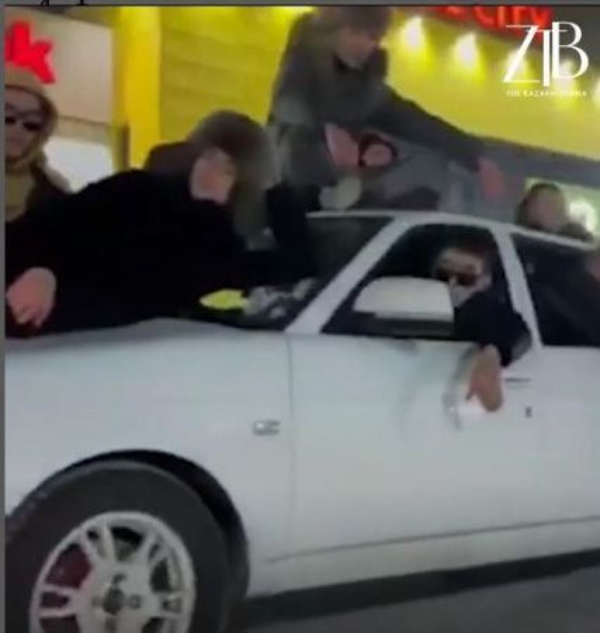 скриншот с видео