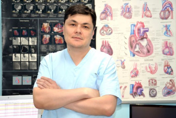 Фотография к новости: Известного кардиохирурга уволили после проведения уникальной операции в Павлодаре