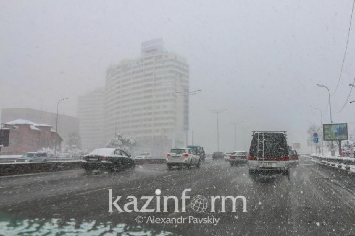 Снег и ветер ожидаются на севере и в центральных регионах Казахстана