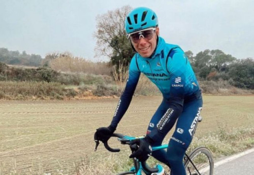 Фотография к новости: Гонщик "Астаны" финишировал в ТОП-10 третьего этапа "Вуэльты Валенсии"