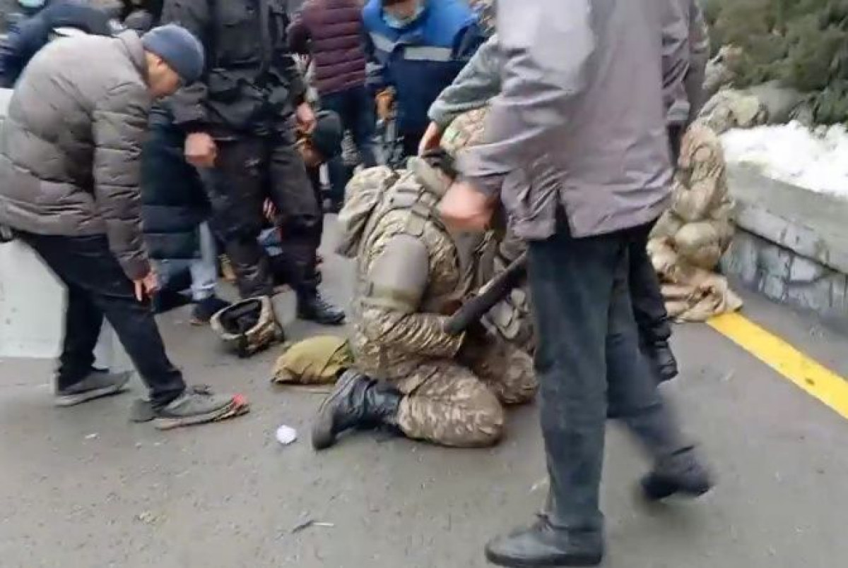 кадр из видео