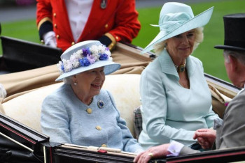 Фотография к новости: Елизавета II назвала имя следующей королевы