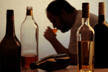 Фотография к новости: Врач назвал самые вредные алкогольные напитки