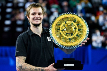 Фотография к новости: Теннисист Александр Бублик завоевал первый титул АТР в карьере