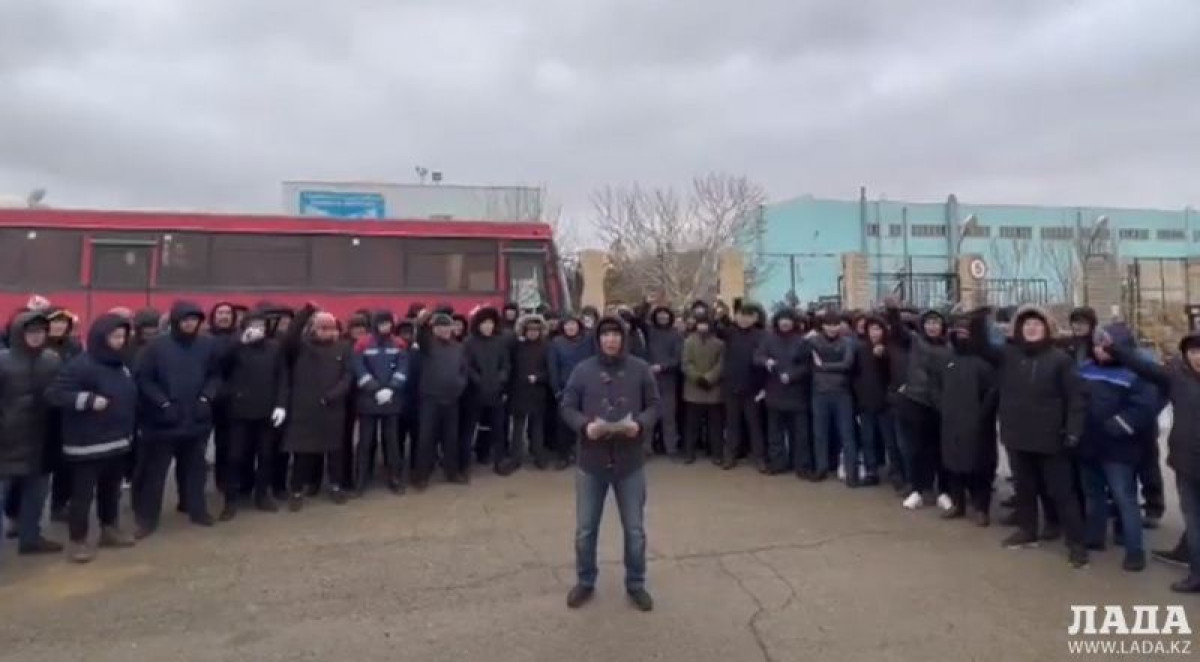 Токаев высказался о трудовых конфликтах на западе Казахстана