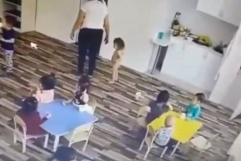 Фотография к новости: Двухлетнюю девочку оставили на 40 минут раздетой в детсаду Павлодара