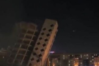 Фотография к новости: Недостроенную многоэтажку с грохотом снесли в Нур-Султане