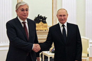 Фотография к новости: Путин пригласил Токаева на Петербургский международный экономический форум