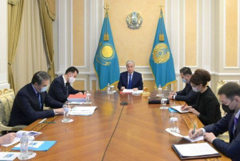 Фотография к новости: "Проверяется каждое сообщение о пытках задержанных". Генеральный прокурор отчитался перед Токаевым