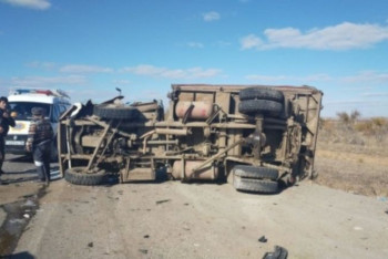 Фотография к новости: К пяти годам тюрьмы приговорили уснувшего за рулём таксиста. По его вине погибли двое человек