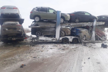 Фотография к новости: Груженые автовозы попали в массовое ДТП на трассе Самара – Шымкент