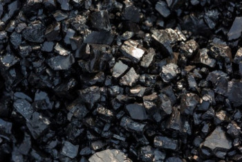 Фотография к новости: Чтобы удержать цены на уголь, в Казахстане снизили тарифы для бизнеса