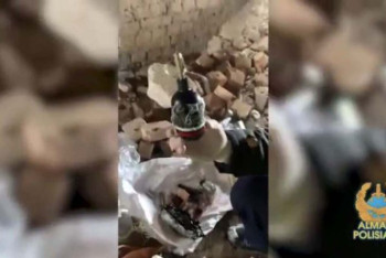 Фотография к новости: Тайник с боеприпасами и коктейлем "Молотова" нашли в Алматы