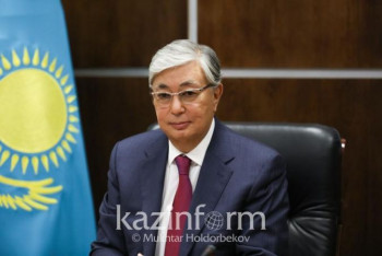 Фотография к новости: Токаев направил телеграмму в поддержку шорт-трекиста Абзала Ажгалиева