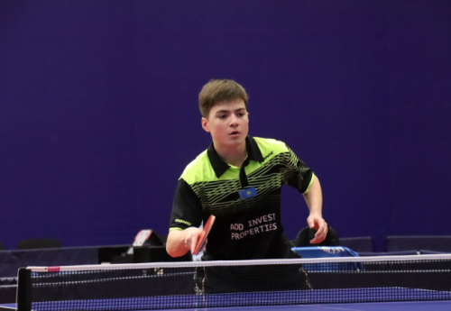 Фотография к новости: Казахстанец выиграл юношеский турнир по настольному теннису во Франции