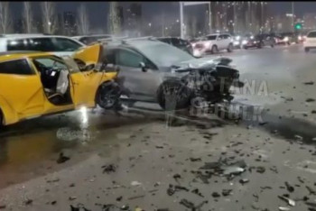 Фотография к новости: ДТП с участием четырех машин произошло в Нур-Султане