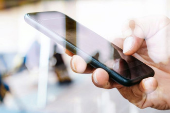 Фотография к новости: Мужчина на глазах продавца обокрал магазин сотовых телефонов в ЗКО