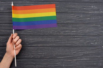 Фотография к новости: Геи и лесбиянки смогут служить в казахстанской армии