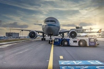 Фотография к новости: ЕС запретит продажу самолётов России