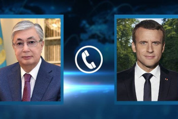 Фотография к новости: Касым-Жомарт Токаев провёл переговоры с Эммануэлем Макроном