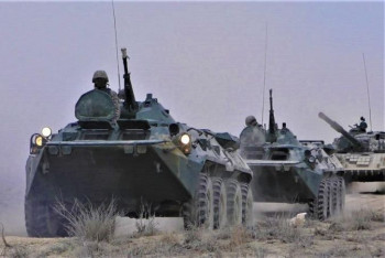 Фотография к новости: Мероприятия по повышению боеготовности и подготовке войск проводятся в Казахстане