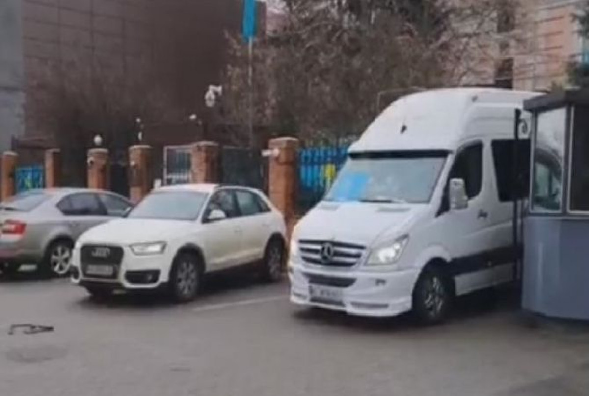 скриншот с видео