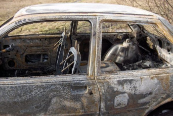 Фотография к новости: Дети сожгли машину учителя в Усть-Каменогорске