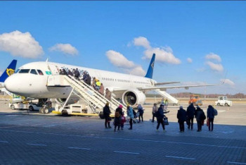 Фотография к новости: В какие страны эвакуируют казахстанцев из Украины