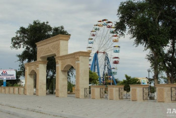 Фотография к новости: Акимат Актау судится с бывшим арендатором парка отдыха