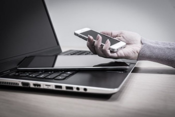 Фотография к новости: Лже-банкир оформил кредит на пять миллионов тенге на жительницу СКО