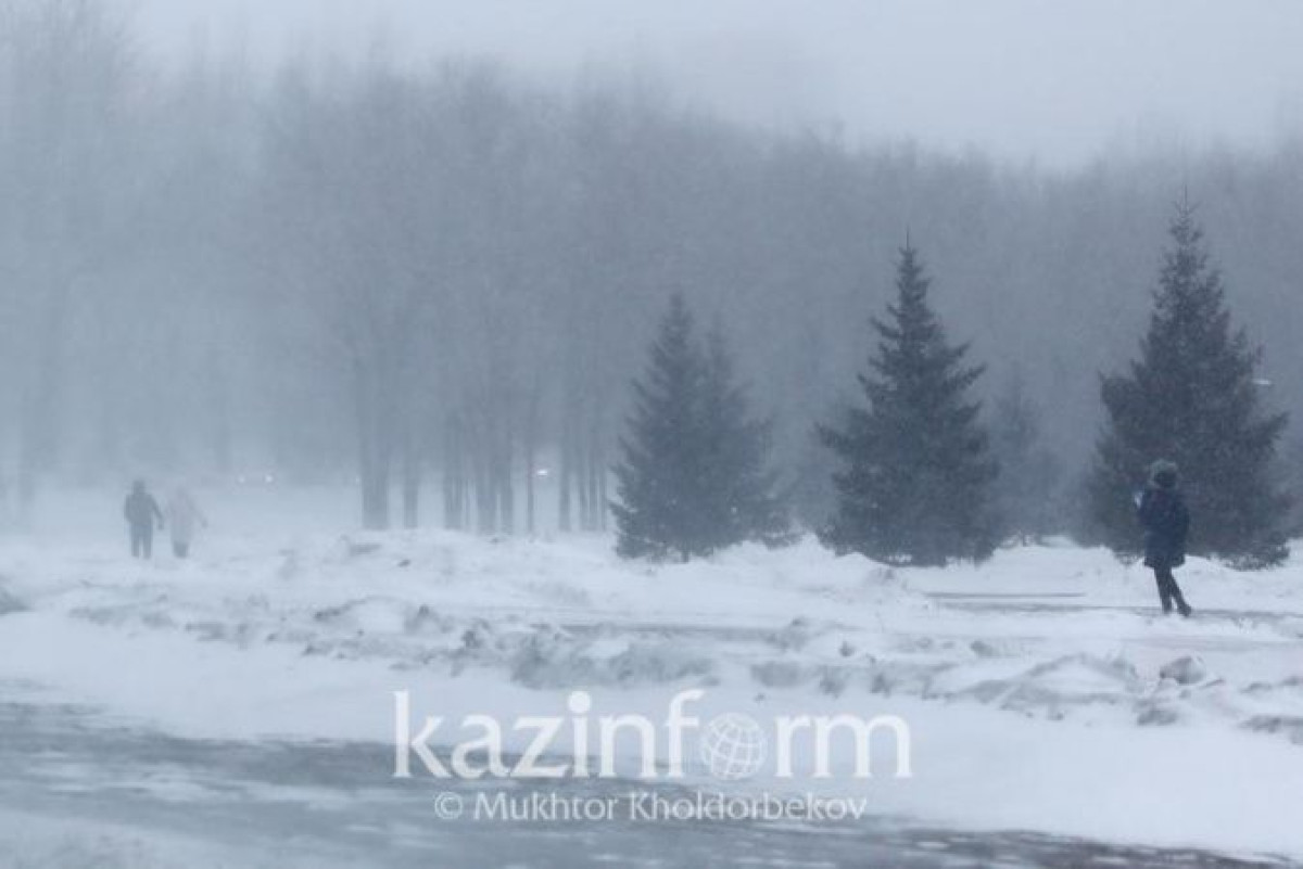 В десяти регионах Казахстана объявлено штормовое предупреждение