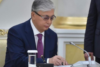 Фотография к новости: Акимов законодательно обязали встречаться с населением