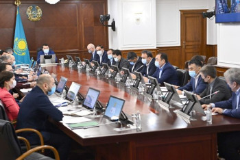 Фотография к новости: Транспортировка экспортных грузов осуществляется в штатном режиме – глава КТЖ