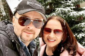 Фотография к новости: Сына и внука Софии Ротару задержали при попытке уехать из Украины