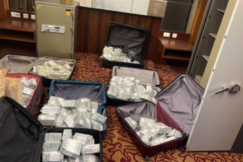 Фотография к новости: 11 авто, элитная недвижимость, предметы роскоши и деньги изъяты у Карима Масимова