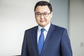 Фотография к новости: Токаев назначил секретаря партии Amanat