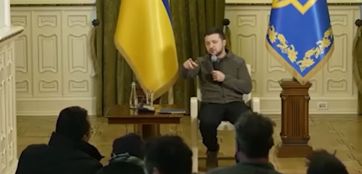 Зеленский предложил место для переговоров с Путиным