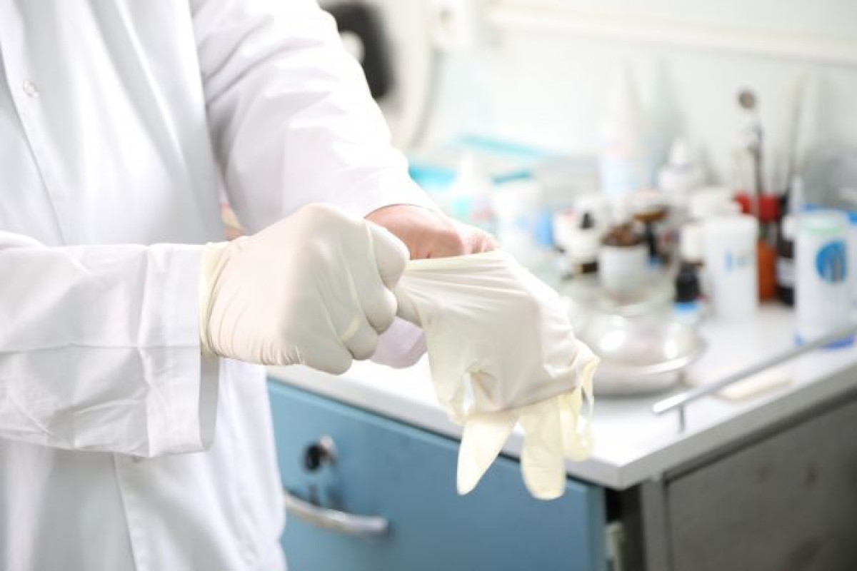 Пострадавший в стрельбе в Атырау мужчина находится в коме