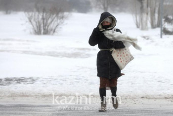 Фотография к новости: Штормовое предупреждение объявлено в ряде регионов Казахстана