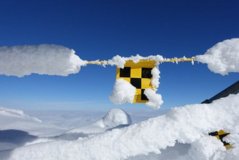 Фотография к новости: Лавину спровоцировали спасатели на Шымбулаке