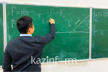 Фотография к новости: О российских университетах, ценах на ЕНТ и частных школах: в МОН ответили на злободневные вопросы