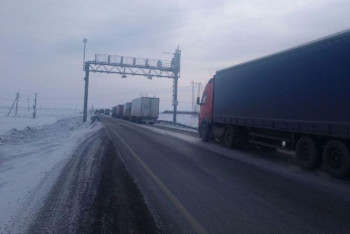 Фотография к новости: Скопление грузов на казахстанско-российской границе прокомментировали в правительстве РК