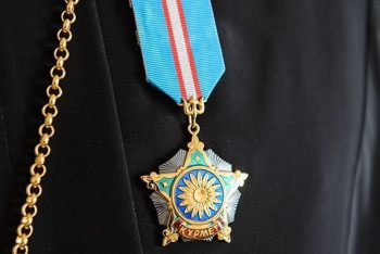 Фотография к новости: Токаев присудил орден "Құрмет" бронзовому призёру Паралимпиады-2022