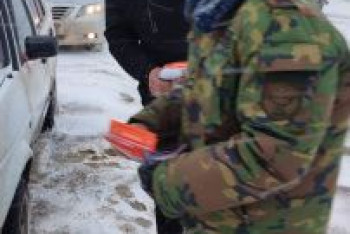 Фотография к новости: Около 700 человек спасли из снежного плена в Казахстане за сутки