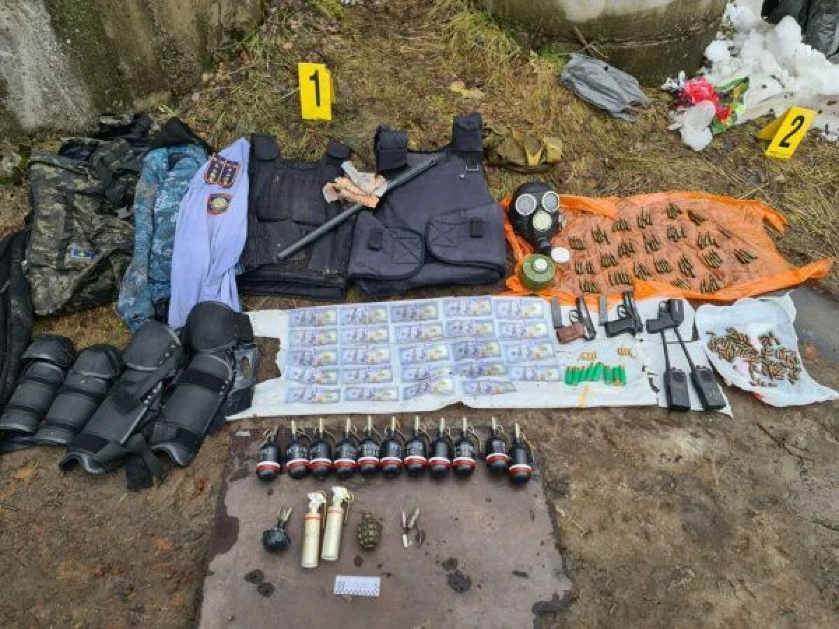 97 схронов с огнестрельным оружием и боеприпасами ликвидировали в Казахстане