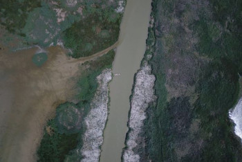 Фотография к новости: "Мы живем на реке, но у нас дефицит воды". Урал - экологическая катастрофа международного масштаба