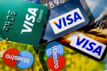 Фотография к новости: В России начали продавать туры в страны СНГ за картами Visa и Mastercard